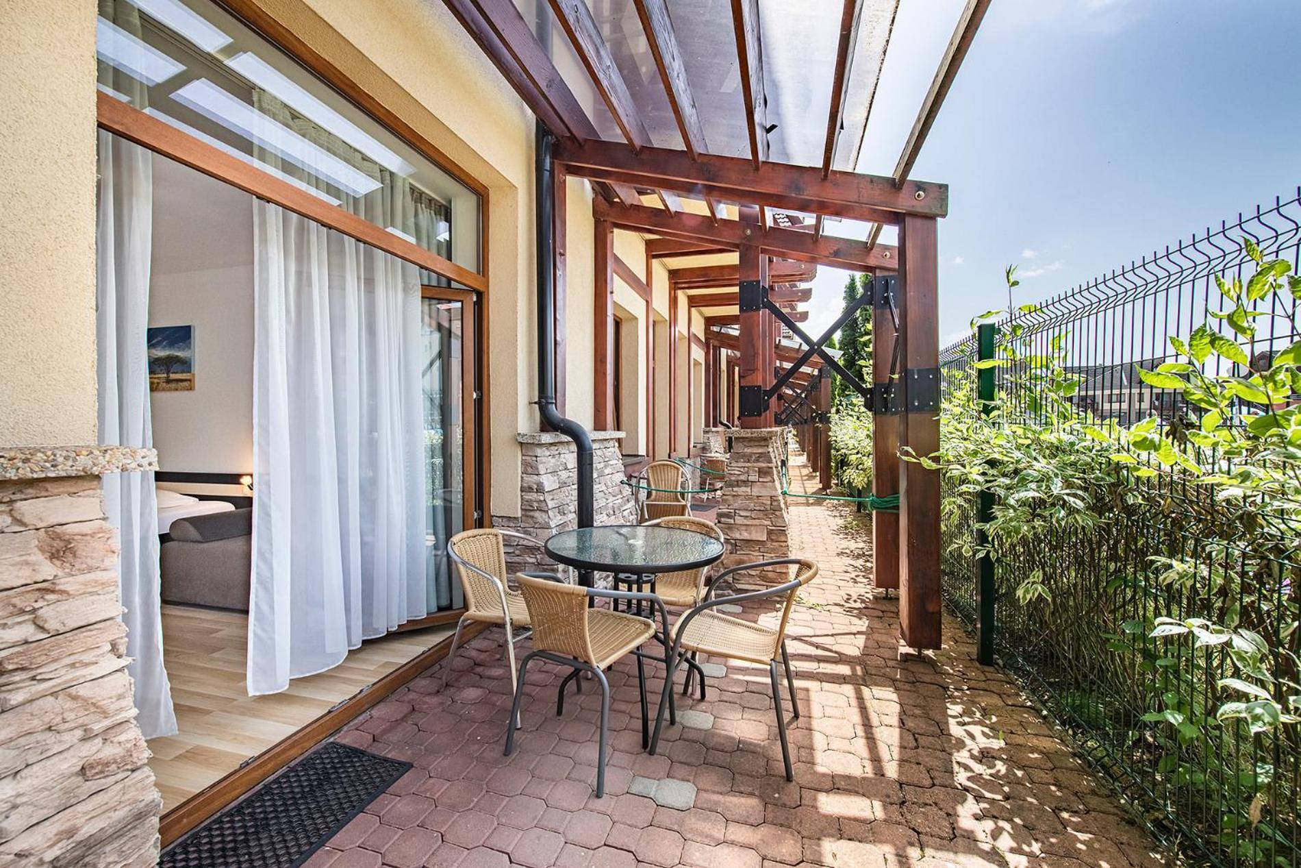 Besenova Apartman Korzar Exterior foto