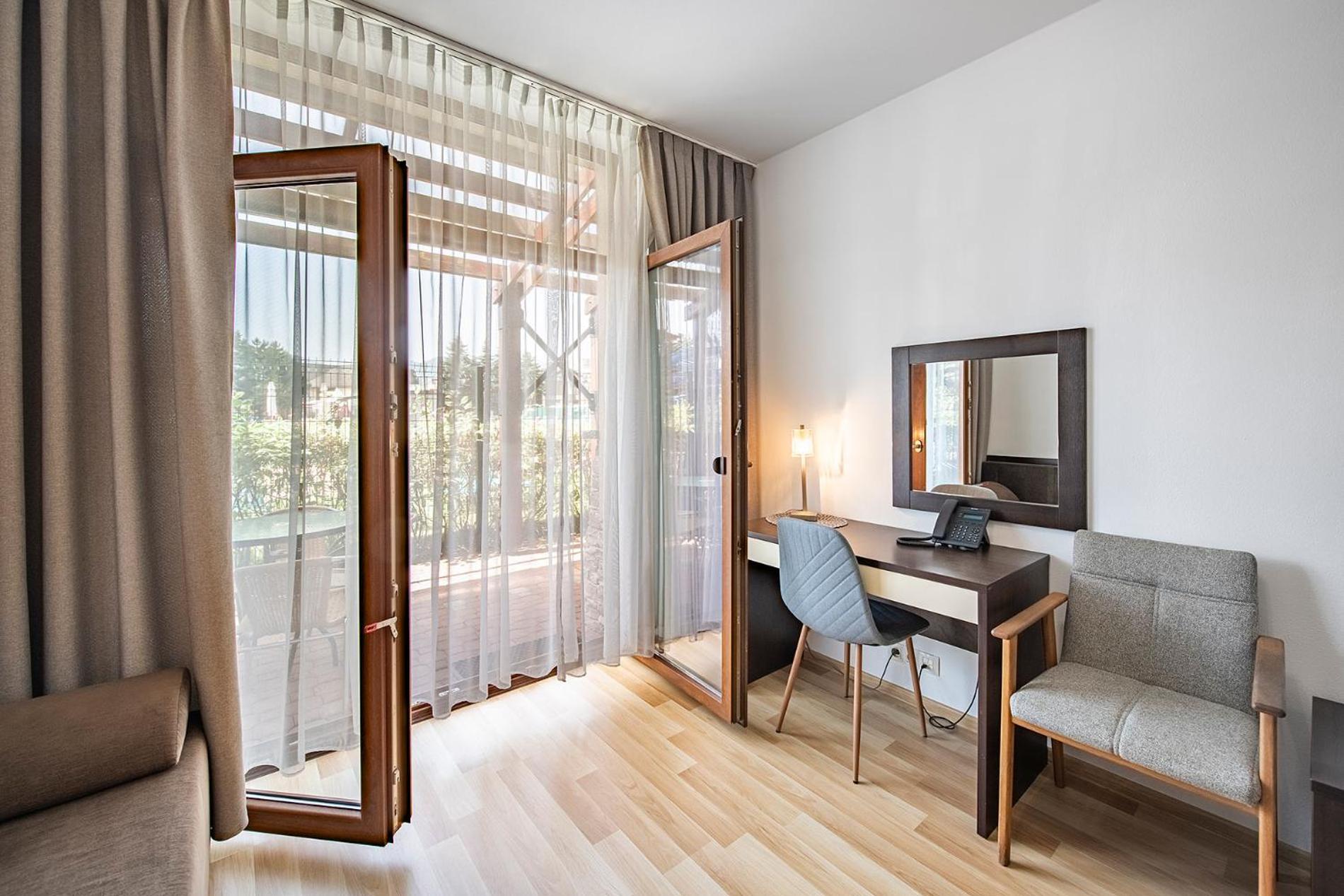 Besenova Apartman Korzar Exterior foto